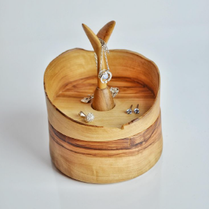 Figurine artisanale en bois d'olivier